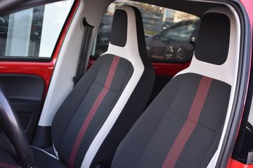 Voertuigafbeelding 8