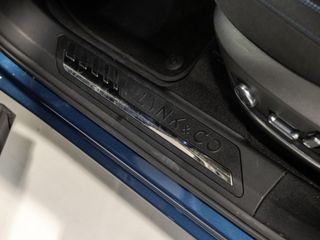 Voertuigafbeelding 24