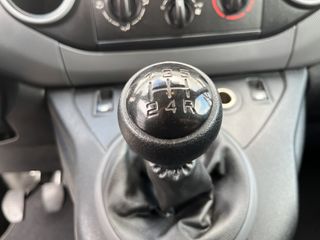 Voertuigafbeelding 11