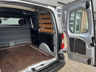 Voertuigafbeelding 20