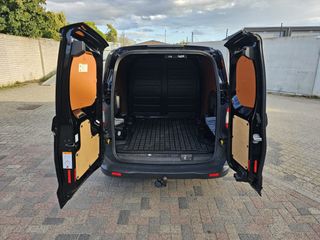 Voertuigafbeelding 12