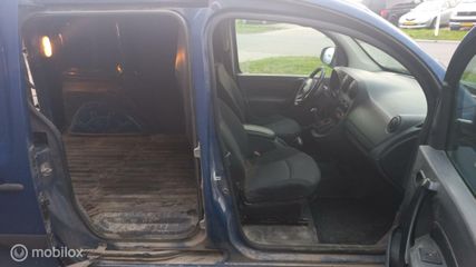 Voertuigafbeelding 12