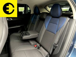 Voertuigafbeelding 6