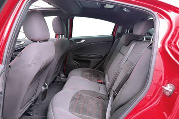 Voertuigafbeelding 12