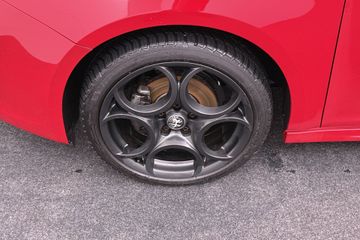 Voertuigafbeelding 6