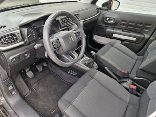 Voertuigafbeelding 6