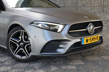 Voertuigafbeelding 3