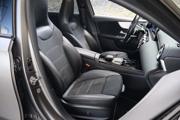 Voertuigafbeelding 30