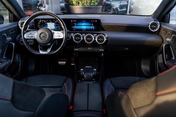 Voertuigafbeelding 9