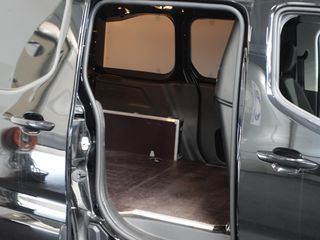 Voertuigafbeelding 35