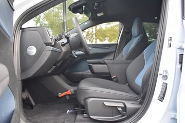 Voertuigafbeelding 12