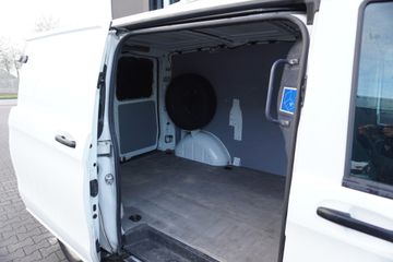 Voertuigafbeelding 8