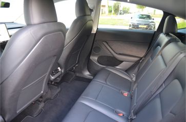 Voertuigafbeelding 11