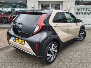 Voertuigafbeelding 3