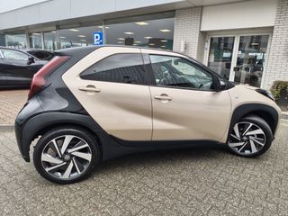 Voertuigafbeelding 4