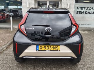 Voertuigafbeelding 6