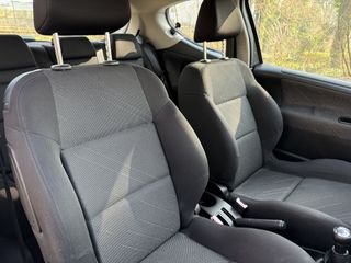 Voertuigafbeelding 35