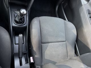 Voertuigafbeelding 76