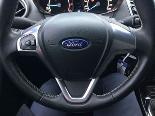 Voertuigafbeelding 8