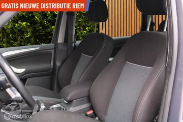 Voertuigafbeelding 8