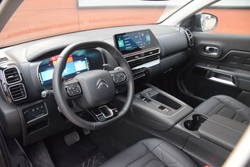 Voertuigafbeelding 6