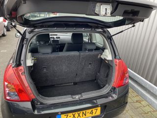 Voertuigafbeelding 12