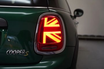 Voertuigafbeelding 35