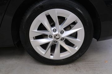 Voertuigafbeelding 24