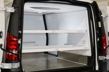 Voertuigafbeelding 12