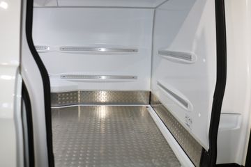 Voertuigafbeelding 15