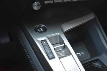 Voertuigafbeelding 25