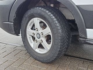 Voertuigafbeelding 12