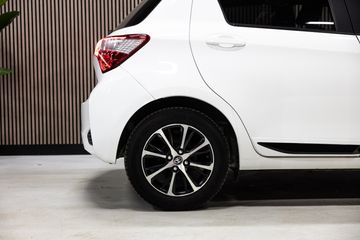 Voertuigafbeelding 12