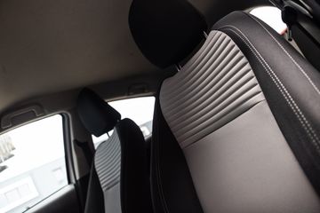 Voertuigafbeelding 4