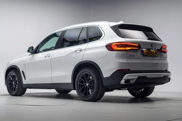 Voertuigafbeelding 2