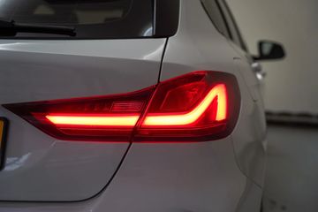 Voertuigafbeelding 38