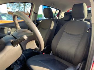 Voertuigafbeelding 6