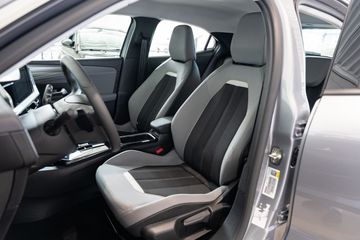 Voertuigafbeelding 12