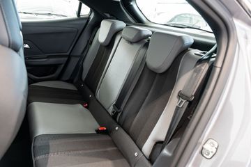 Voertuigafbeelding 13