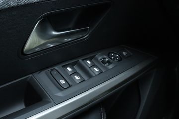 Voertuigafbeelding 37