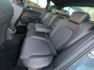 Voertuigafbeelding 18