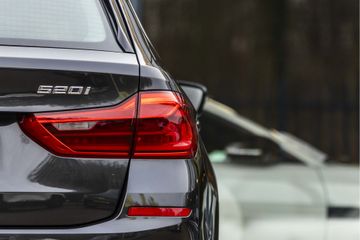 Voertuigafbeelding 6