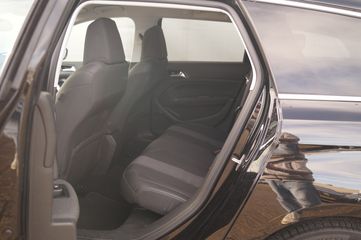 Voertuigafbeelding 7