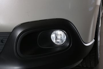 Voertuigafbeelding 7