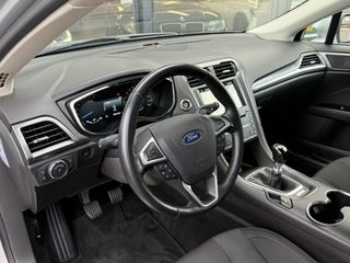 Voertuigafbeelding 8