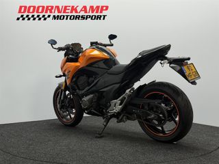 Voertuigafbeelding 10