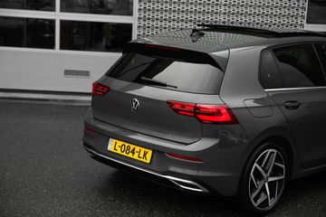 Voertuigafbeelding 9