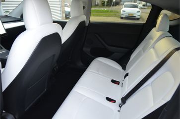 Voertuigafbeelding 11