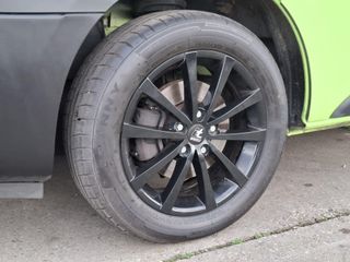 Voertuigafbeelding 4