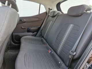 Voertuigafbeelding 8